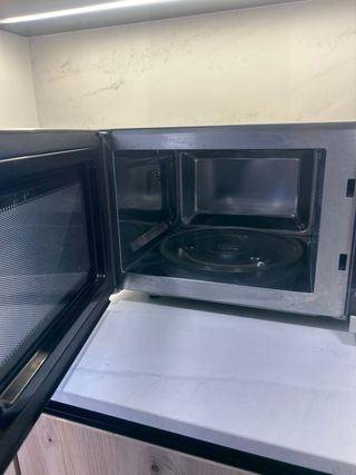 Microondas plateado