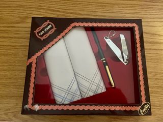 Set Sciarpe, Tagliaunghie e Penna