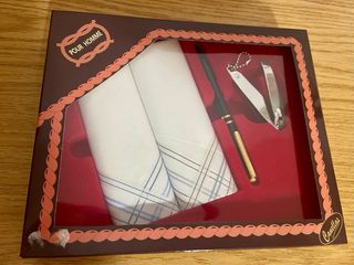 Set Sciarpe, Tagliaunghie e Penna