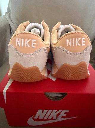 Nike Pacific Talla 40.5 Beige/Naranja/Blanco
