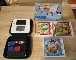 Nintendo 2DS Blanca y Roja con Caja y 3 Juegos