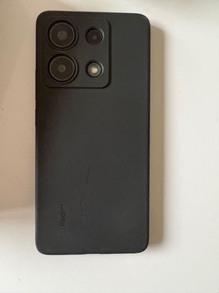Xiaomi Redmi Note 13 Negro con cargador y funda