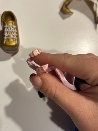 Lotto vestiti e scarpe Rainbow High