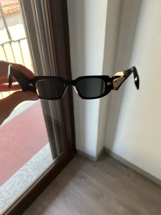 Occhiali da sole Prada neri