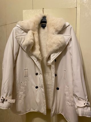 Piumino bianco con pelliccia taglia 48 italiana