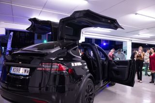 ÚNICO TESLA MODEL X 6 PLAZAS + SUPERCARGA GRATUITA
