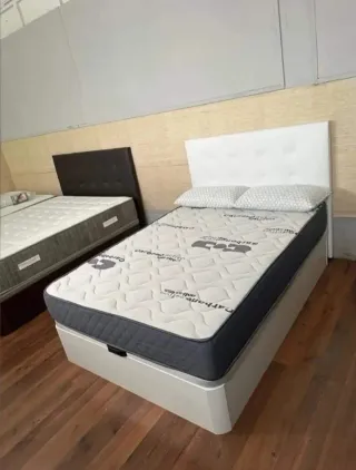 Canapé canapé canapé canapé