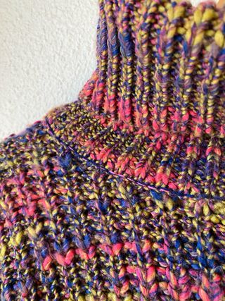 Jersey cuello alto multicolor