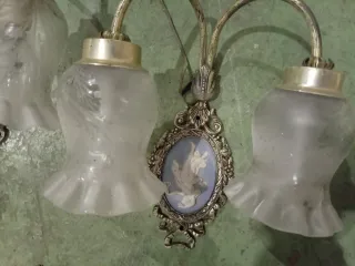 4 Focos Vintage y Componentes Eléctricos Antiguos