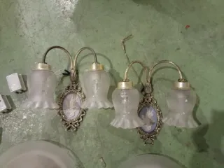 4 Focos Vintage y Componentes Eléctricos Antiguos