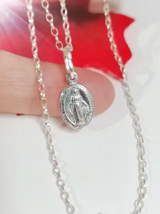 Cadena 50cm con  Medalla La  Milagrosa plata 925