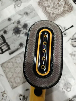 Stiratrice verticale Tefal Pure Pop gialla