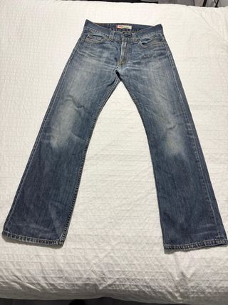Vaqueros Levi's 506 Regular Fit