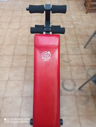 Banco abdominales GEEHOO Sports rojo