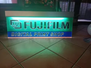 Insegna Luminosa Fujifilm Digital Print Shop