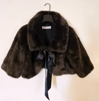 Bolero Zara Basic pelo sintético marrón