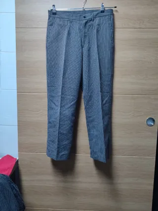 Pantalones Baserri grises a rayas