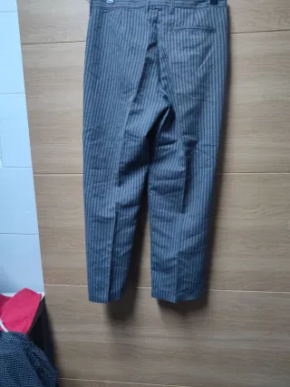 Pantalones Baserri grises a rayas