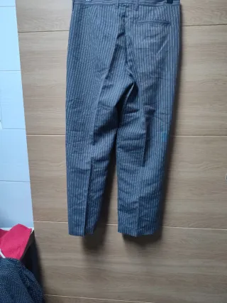 Pantalones Baserri grises a rayas