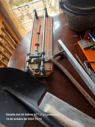 Herramientas de construcción variadas