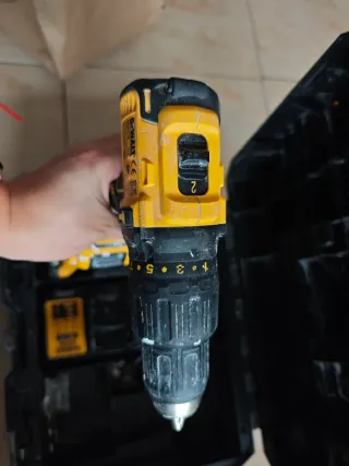 Dewalt Taladro y Llave de Impacto