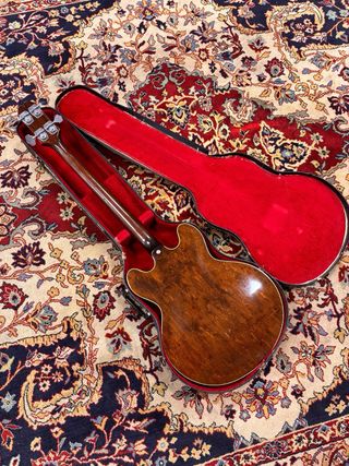 Epiphone Rivoli Bajo 1965