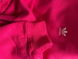 Sudadera Adidas oversize fucsia