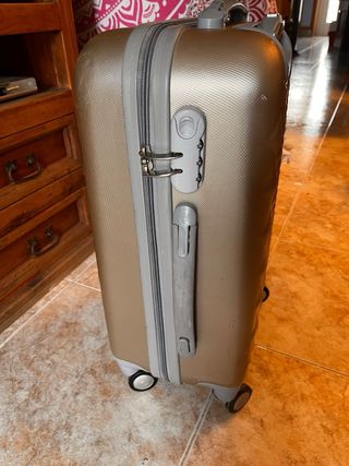 Maleta de cabina dorada