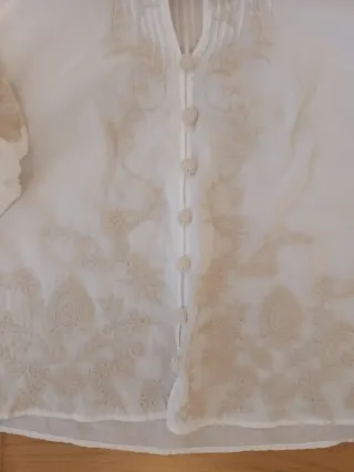 Blusa Zara Talla M Bordada