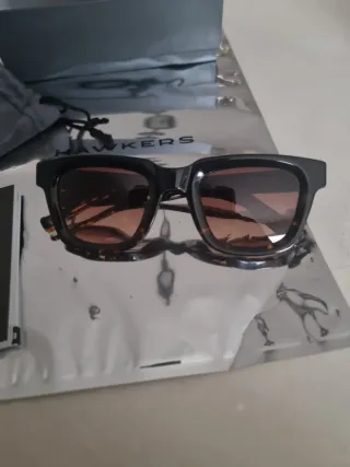 Gafas Hawkers Negras y Marrones Nuevas