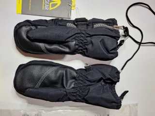 Guantes de esqui niñ@ marca Unigear 2-4 años aprox