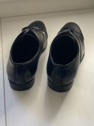 zapato negro