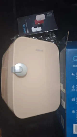 Mini Nevera Cecotec Crema Bolero Portátil