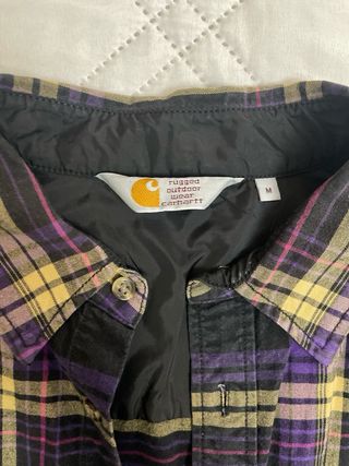 Camisa Carhartt xadrez roxa e preta