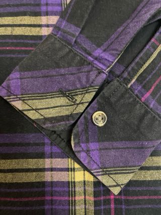 Camisa Carhartt xadrez roxa e preta