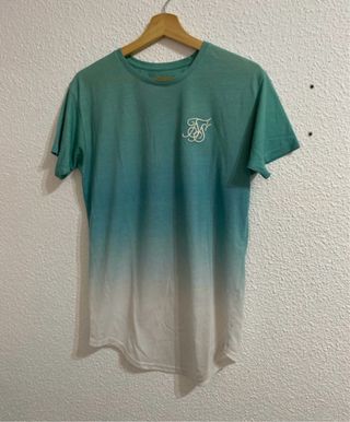 Camiseta SikSilk degradado verde y blanco