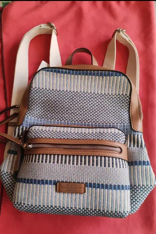 Mochila Parfois tejida azul y beige