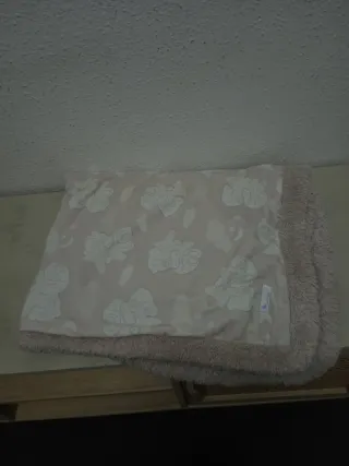 Manta de cuna o carrito suave