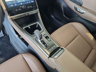 Lexus LBX 1.5 136cv HEV Elegant+