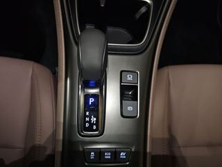 Lexus LBX 1.5 136cv HEV Elegant+