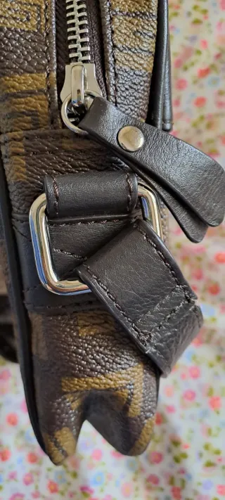 Bolso bandolera Guy Laroche original