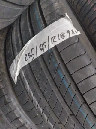 Neumáticos Michelin 235/45R18
