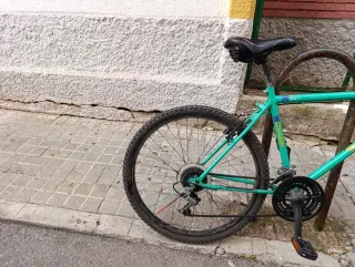 Bicicleta verde 26 18 velocidades