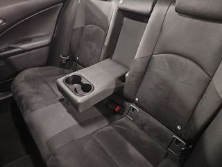 Lexus UX 2.0 250h Business