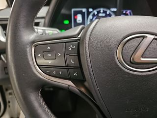 Lexus UX 2.0 250h Business