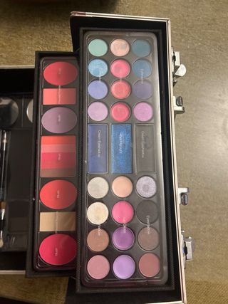 Maletín de maquillaje profesional