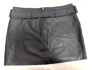 Falda de piel negra Talla M