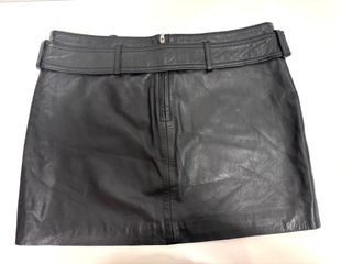 Falda de piel negra Talla M