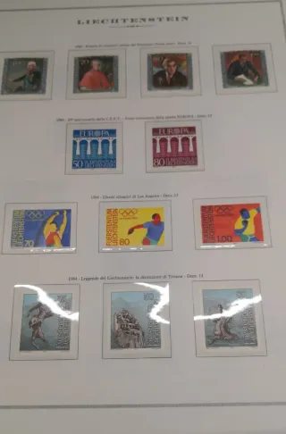 Raccoglitore 22 anelli francobolli marini