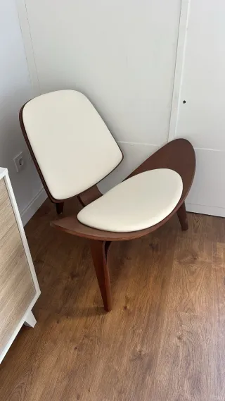 Poltrone scandinave in legno e tessuto